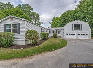 9 Lipman Rd, Augusta, ME 04330