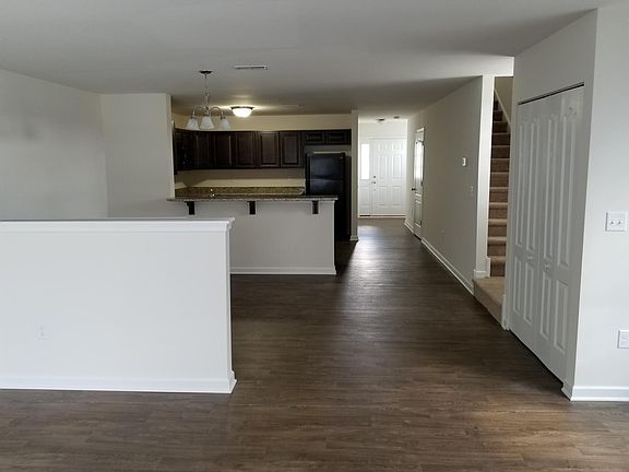 5th image of 29703 Sawyer Loop