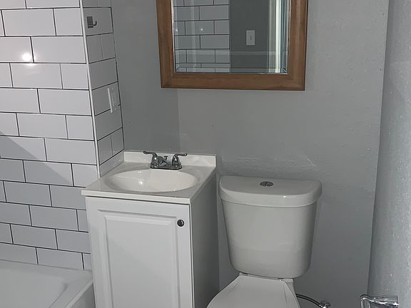 3rd image of 115 Cliff Ave #4