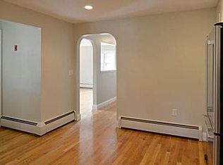 8 Cedarcrest Rd, Salem, MA 01970