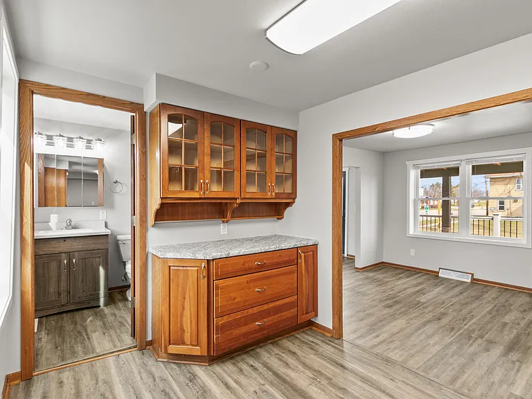 156 S Washington St — Photo 13