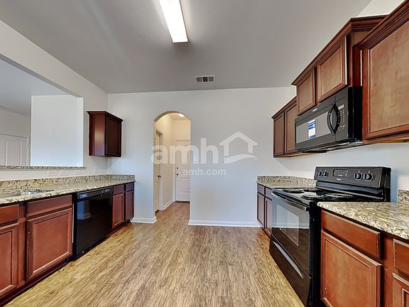 3rd image of 6148 Obsidian Creek Dr