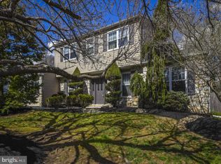 65 Toll Dr, Southampton, PA
