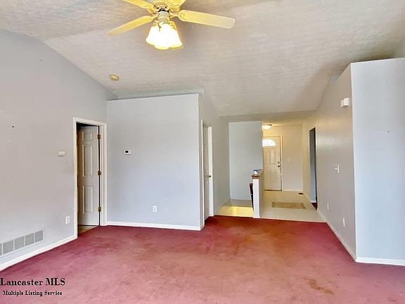 4th image of 1553 Scenic Valley Pl