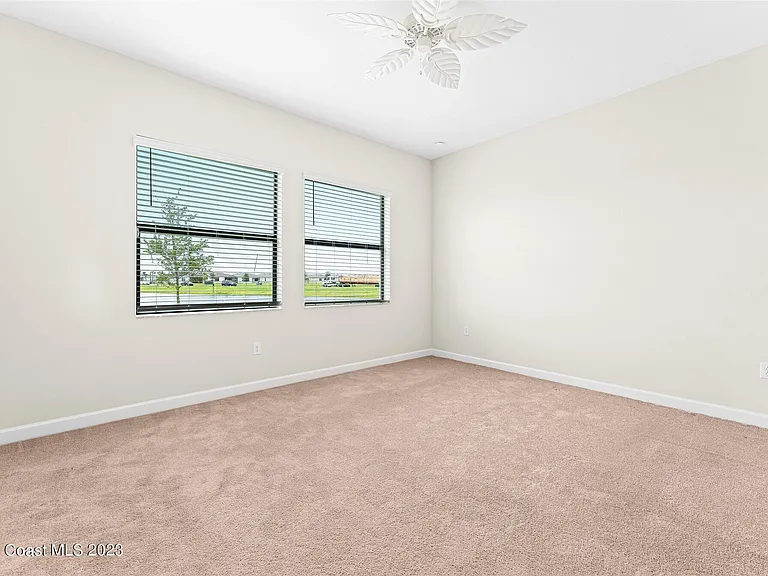 2323 Great Belt Cir — Photo 19