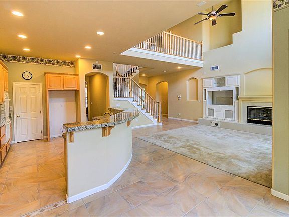 4th image of 601 Opus Ct