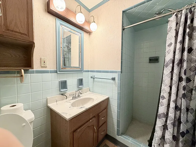3742 Dorothy Ln — Photo 8