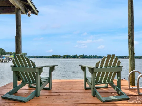 2075 Rolling Hills Rd, Ridgeway, SC 29130
