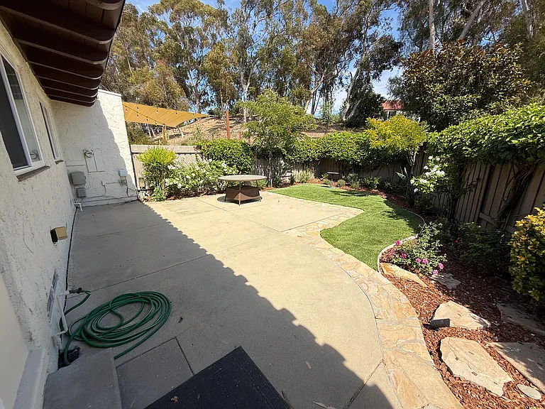 914 Dunbar Ln — Photo 24
