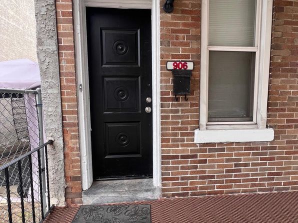 906 S 8th St, Camden, NJ 08103