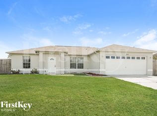 2715 SW 1st Pl, Cape Coral, FL 33914