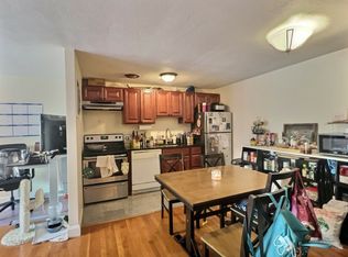 217 Kent St APT 24, Brookline, MA 02446