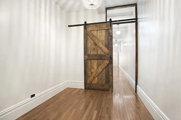 Rented by Stribling | media 22