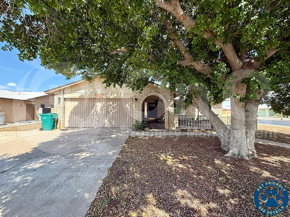 3151 S Orange Cir