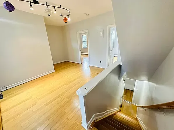 207 Sumpter Street image 8 of 13