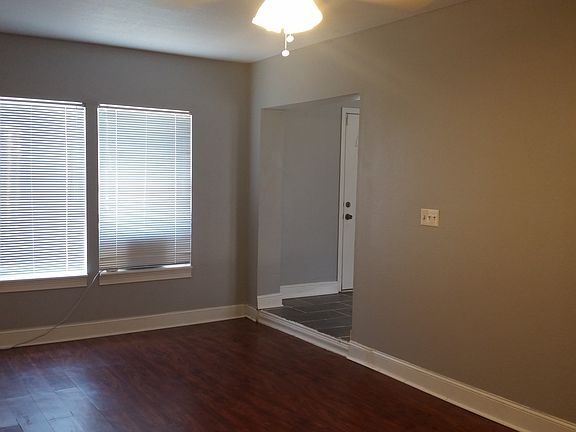 2nd image of 14 Janet St