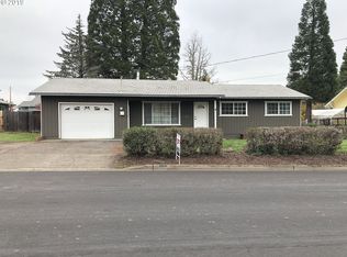 229 NE Garrecht St, Roseburg, OR 97470