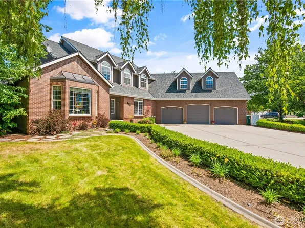 2285 Grand Avenue, East Wenatchee, WA 98802