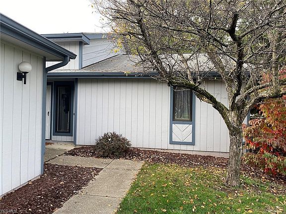 4th image of 10016 Blossom Ln