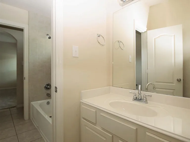 3735 Tidalwood Dr — Photo 18