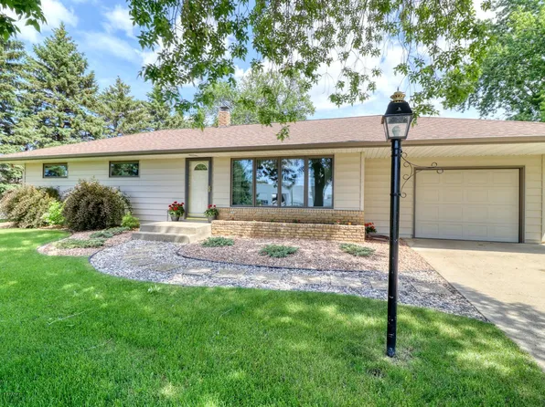 1225 S Tower Rd, Fergus Falls, MN 56537