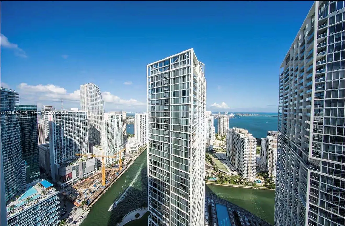 Icon Brickell Condo No 3 — Photo 3
