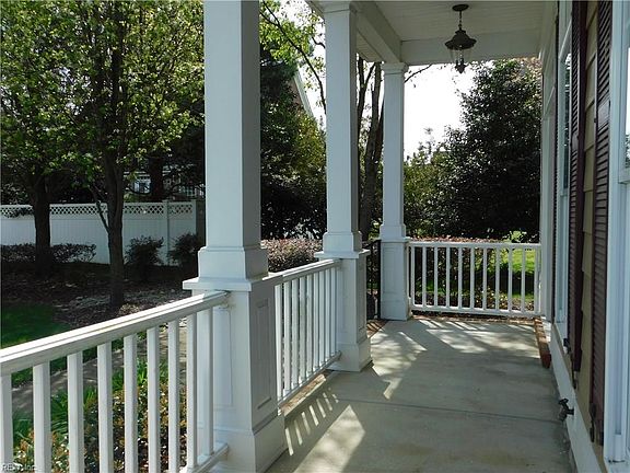 Wonderful Front Porch 