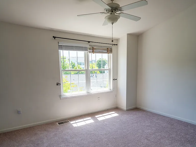 12765 Fair Briar Ln — Photo 11