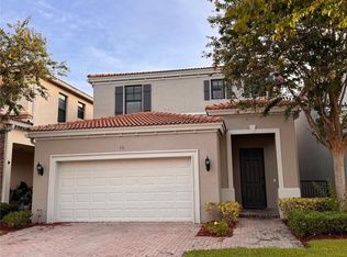 731 NE 193rd St, Miami, FL 33179