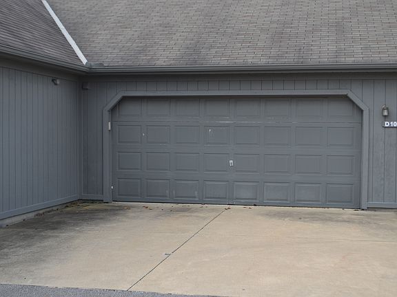 2nd image of 1057 N Jefferson St #U-a