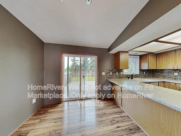 14611 E 13th Ave — Photo 6