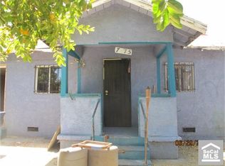 7015 Hooper Ave, Los Angeles, CA 90001