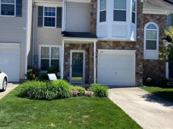 155 Chancellor Dr, Deptford, NJ 08096