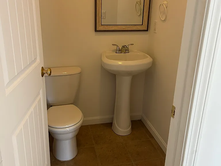 110 Trinity Cir #A — Photo 11