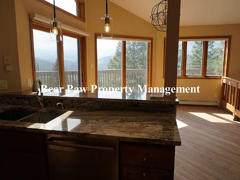 3913 Mountainside Trl — Photo 11