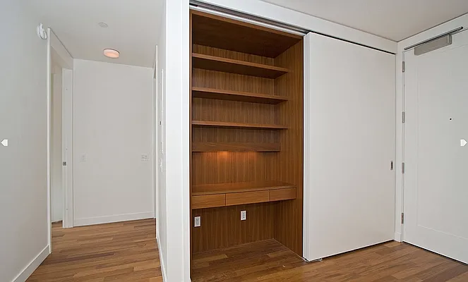 Sold by NOVO | media 3