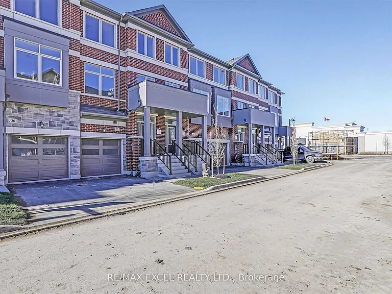 40 Sissons Way — Photo 2