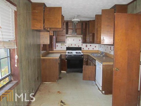 5th image of 217 Dunwoody Cir