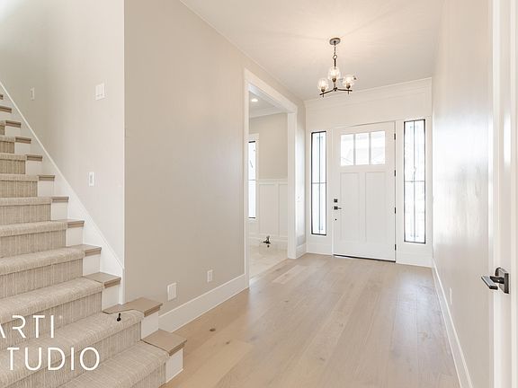 5th image of 2944 Ashwood Ln