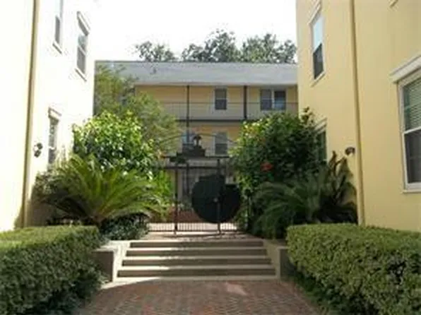 7444 Saint Charles Ave APT 201, New Orleans, LA 70118