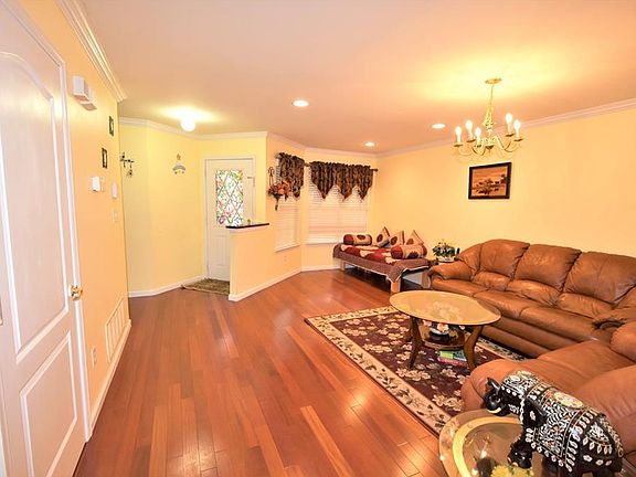 4th image of 124 Briarwood Dr
