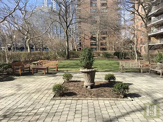 Rented by Halstead Real Estate | media 16