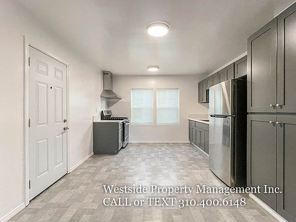 4th image of 1103 Ocean Park Blvd APT C