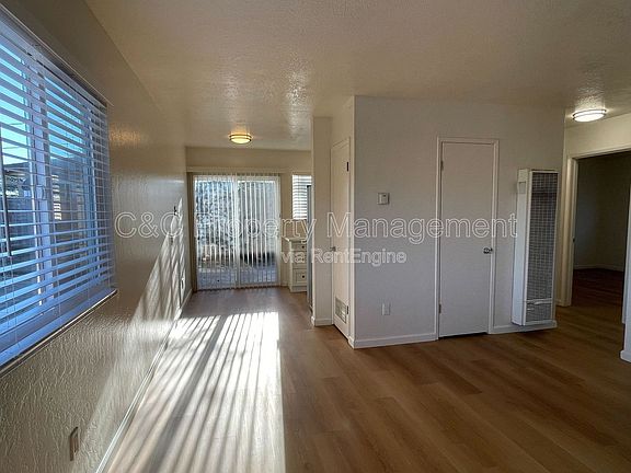 2nd image of 226 Harben Cir APT 7