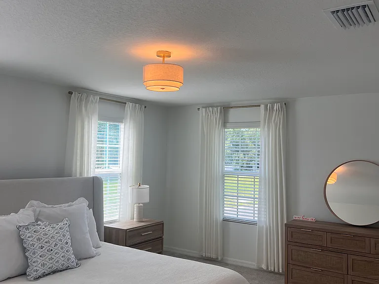 266 Thompson Village Ave — Photo 6