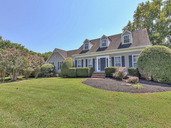9229 Fox Run Dr