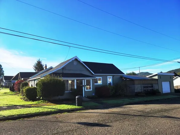 432 Cedar St, Myrtle Point, OR 97458
