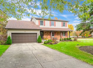 2015 Middlefield Ave, Aurora, IL 60506