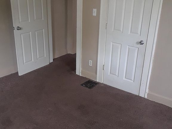 2nd image of 4044 W Michigan St