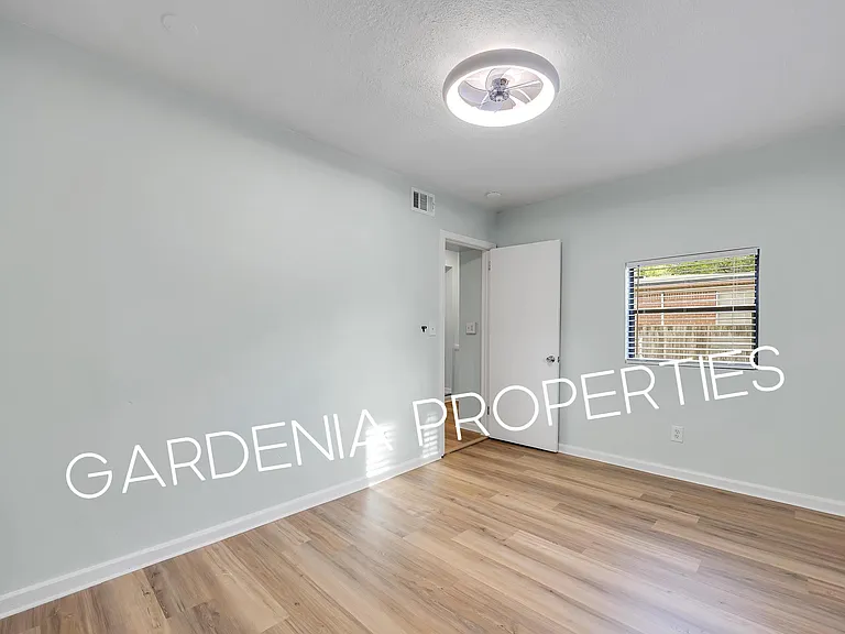 1353 Placid Pl — Photo 29